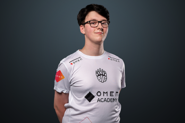 包含【青训新星】未来领军人物潜力无限的词条