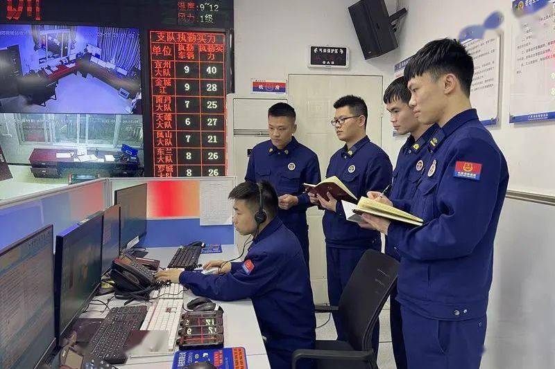 包含青训设备引进国际先进仿真系统，提升实战能力的词条