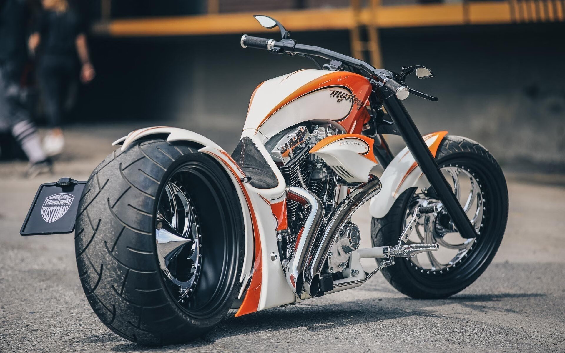 世界飞盘淘汰赛,团队配合的巅峰对决,世界飞盘联合会规定国际团队飞盘比赛每一分场上人数