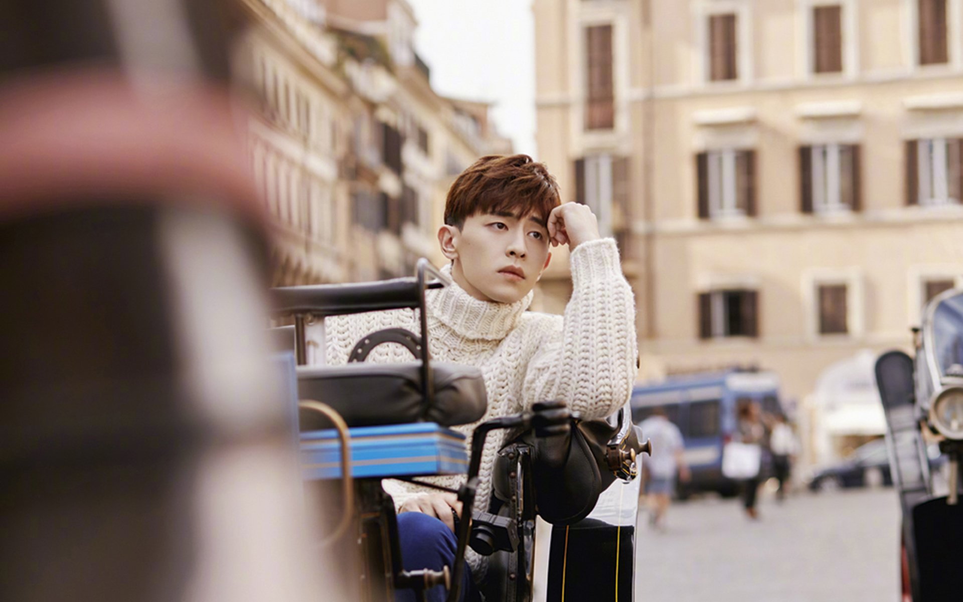 追踪硬件升级:全新电竞显示器和鼠标引领行业新潮流,电竞显示器新品