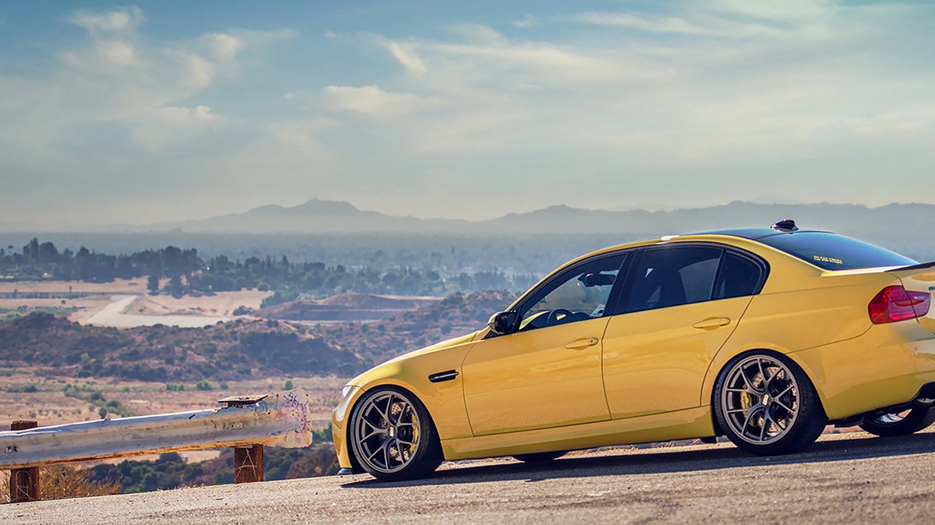 城市马拉松赛事带动本地文旅融合发展，城市马拉松带来的福利已然超越了