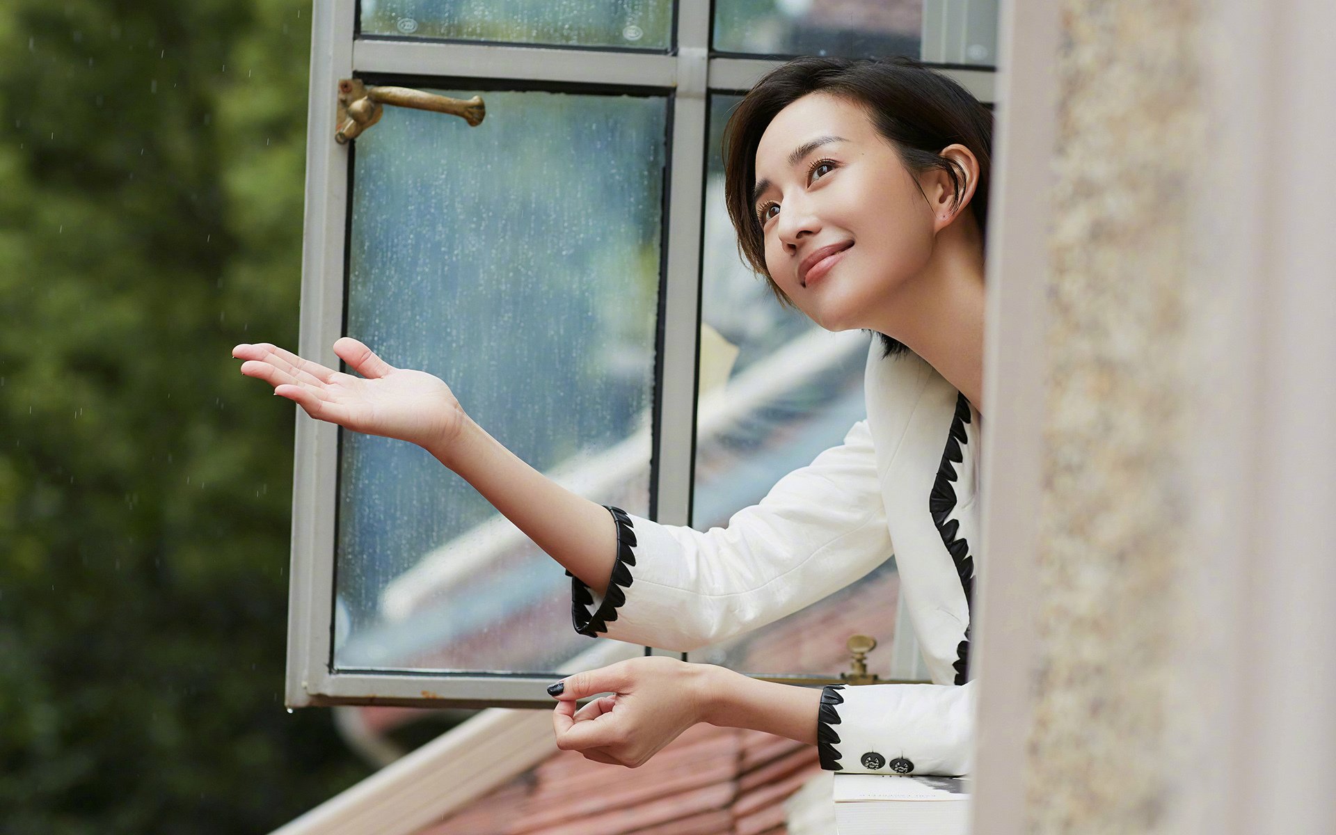 戴维·帕特森通过高效传球与全场调度，带领袋鼠队突破困境，皮特戴维森多大