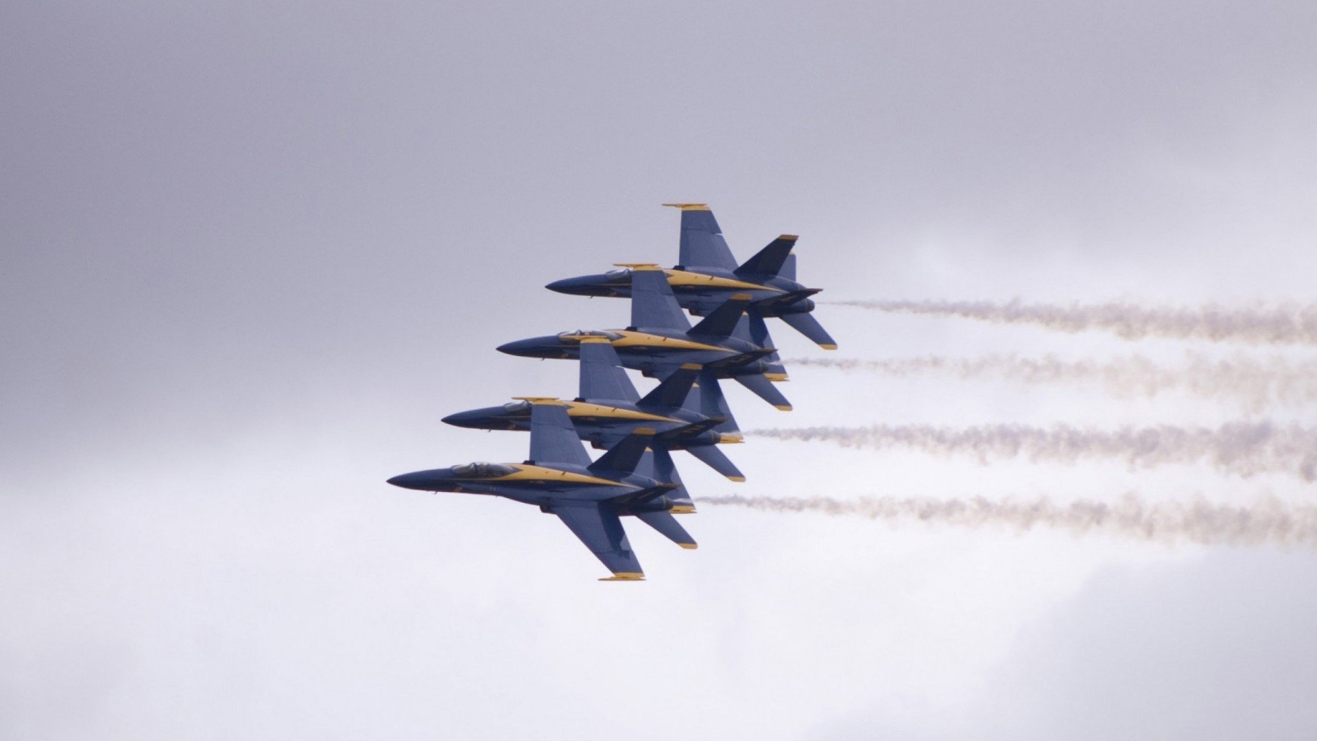 欧洲杯战场：战术智商与球员发挥的极致竞技，欧洲杯比赛分析推荐